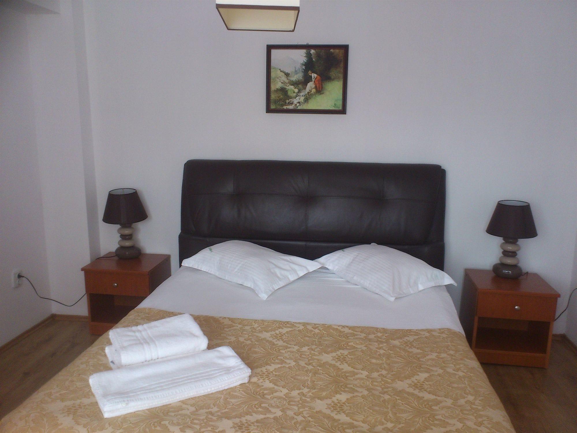 Cabana Trei Brazi เปรดัล ภายนอก รูปภาพ