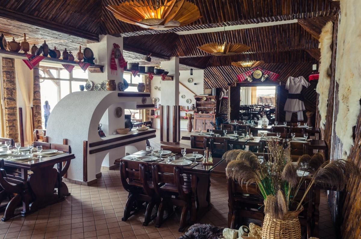Cabana Trei Brazi เปรดัล ภายนอก รูปภาพ